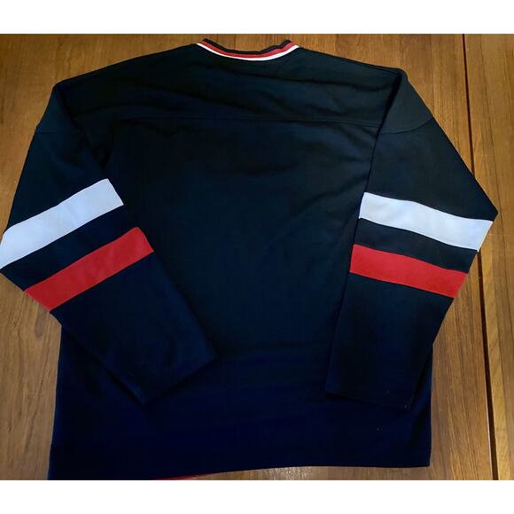 Canada Men’s Hockey XL Hoodie Black Red Long Sleeve - Picture 7 of 7